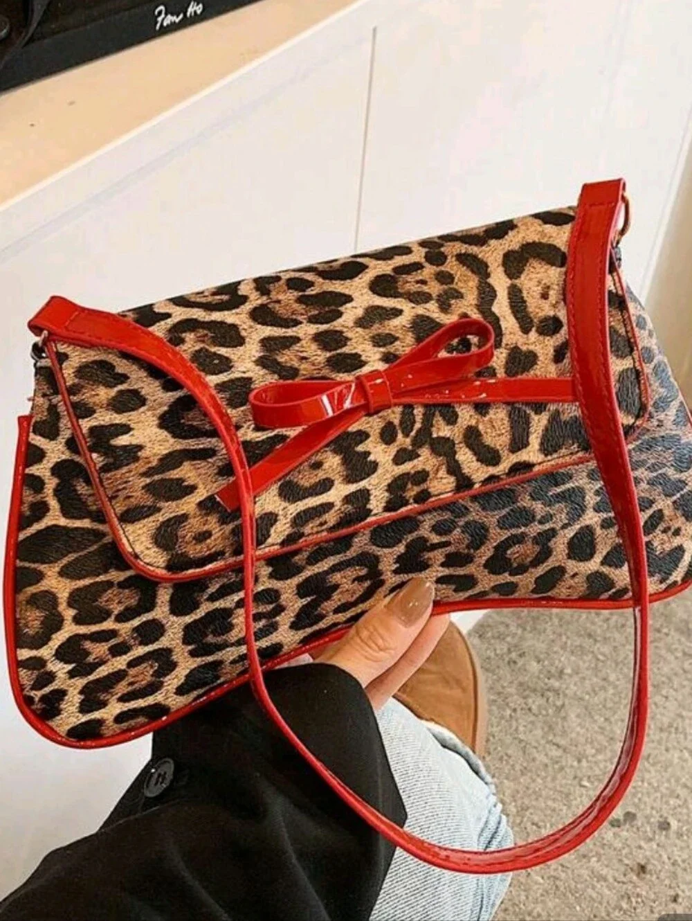 New Simple&fashionable Decorated Chic Leopard Print Shoulder Bag with Red Trim
